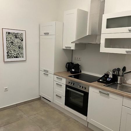 Grosszuegiger Wiener Altbau Gleich Neben Schoenbrunn Esterno foto