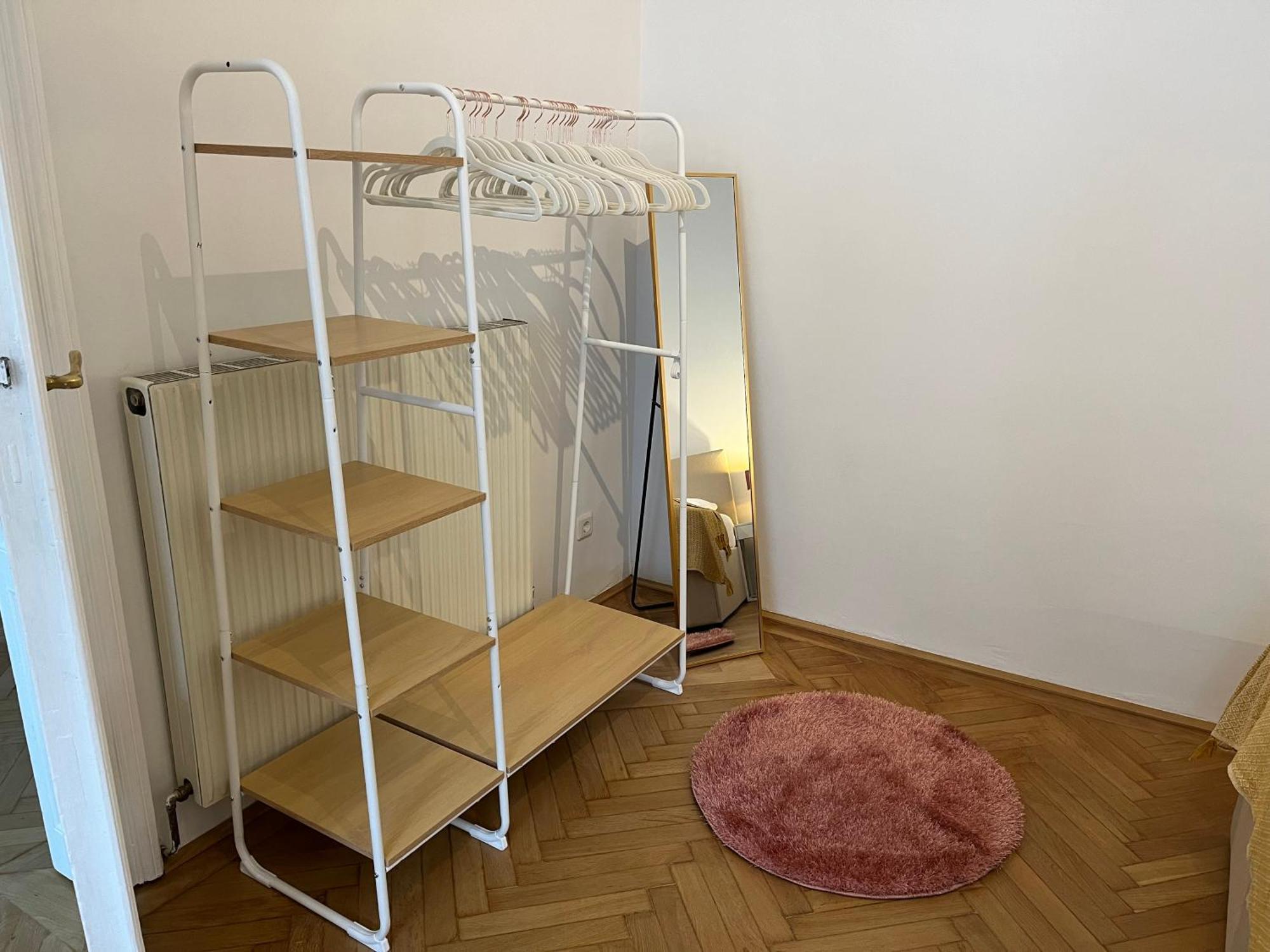 Grosszuegiger Wiener Altbau Gleich Neben Schoenbrunn Esterno foto